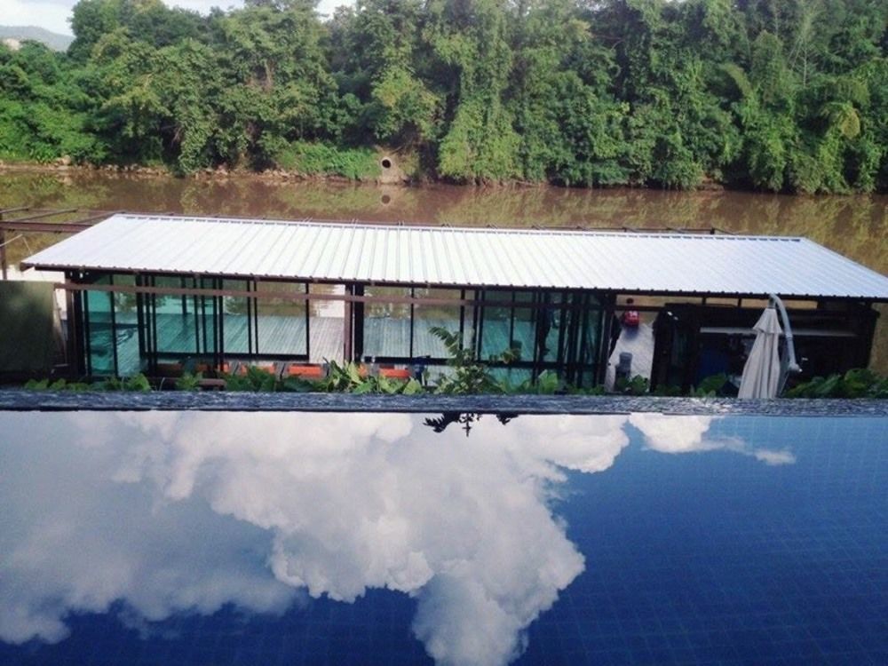 Kanpura Hotel Kanchanaburi Exterior photo