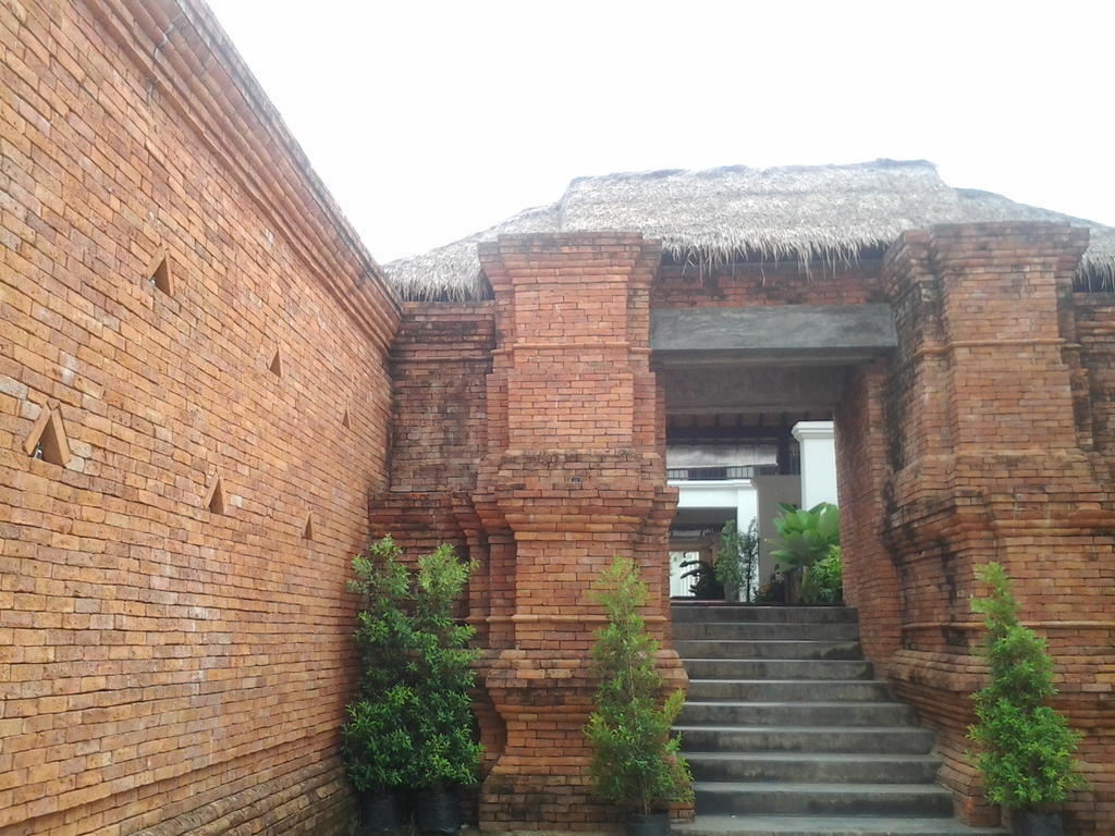 Kanpura Hotel Kanchanaburi Exterior photo